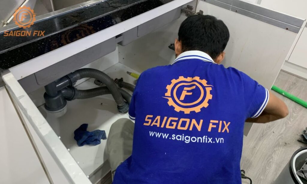 Lắp bồn rửa chén chị Hằng Tân Bình