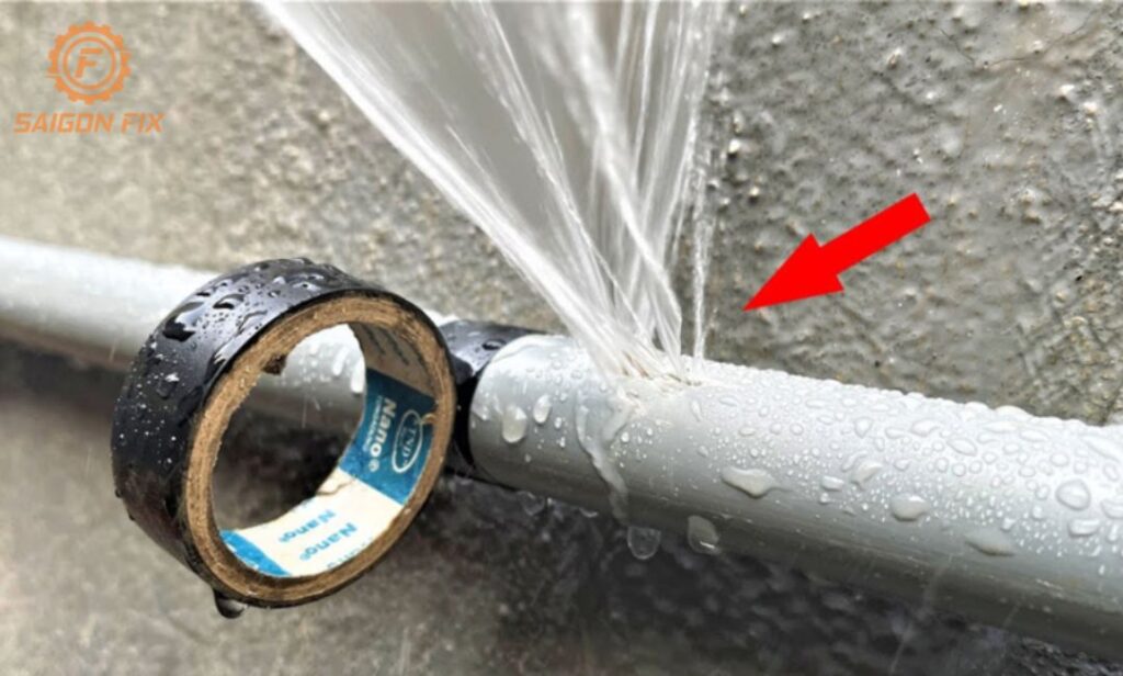 máy nước nóng bị rò rỉ nước
