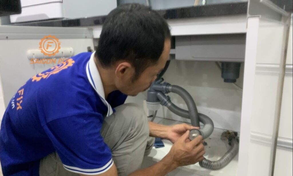 thay bồn rửa chén