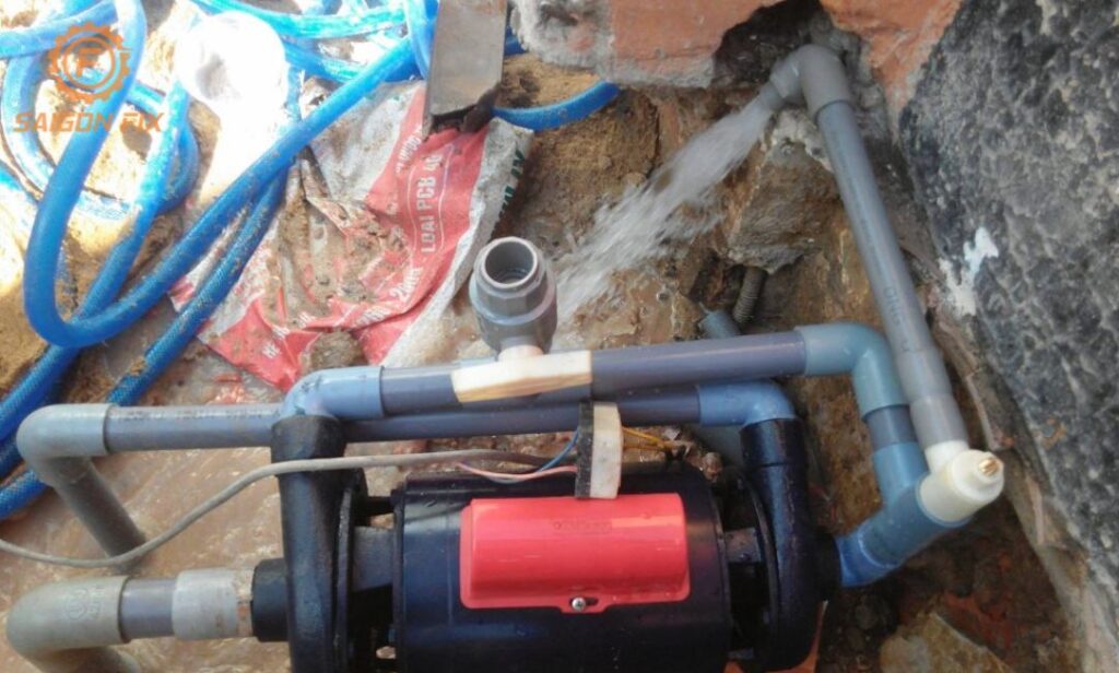 Máy bơm nước lúc mạnh lúc yếu
