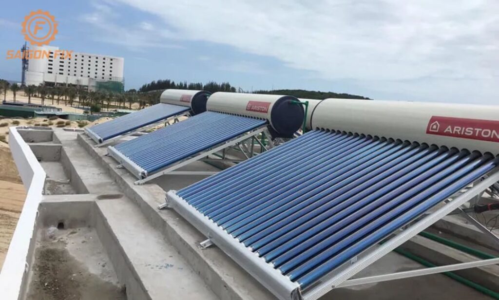 sửa máy nước nóng năng lượng mặt trời Ariston
