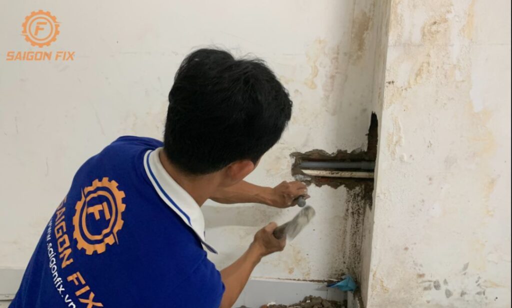 sửa đường ống nước bị vỡ