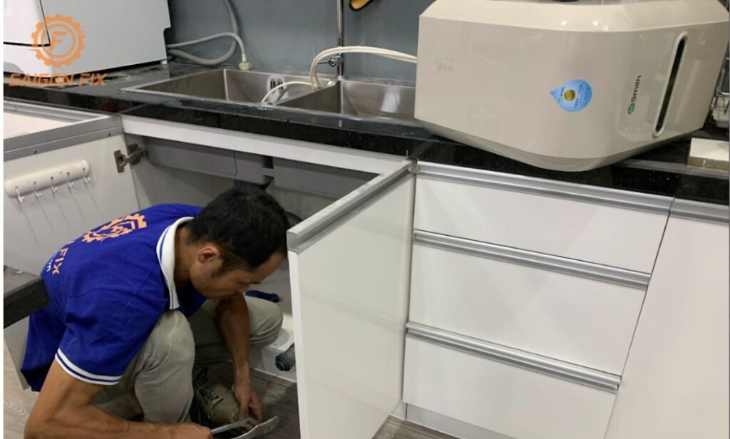 Lắp bồn rửa chén đôi