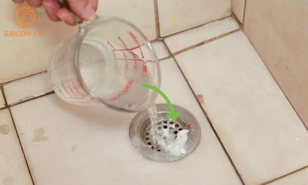 https://saigonfix.vn/wp-content/uploads/2025/09/cac-cach-xu-ly-cong-thoat-nuoc-bi-nghet-4.jpg
