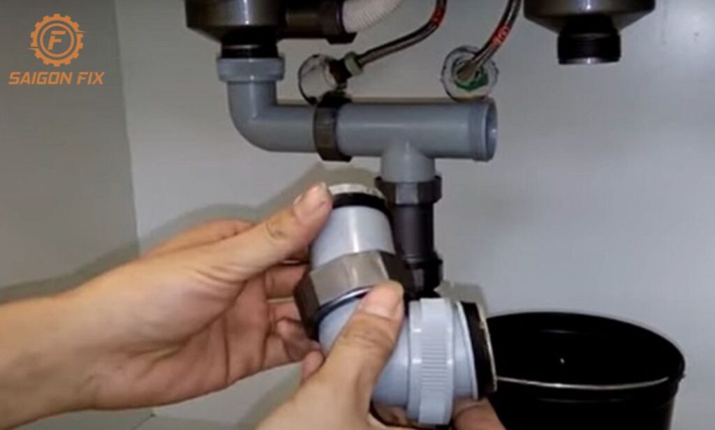 cách sửa bồn rửa chén bị rỉ nước