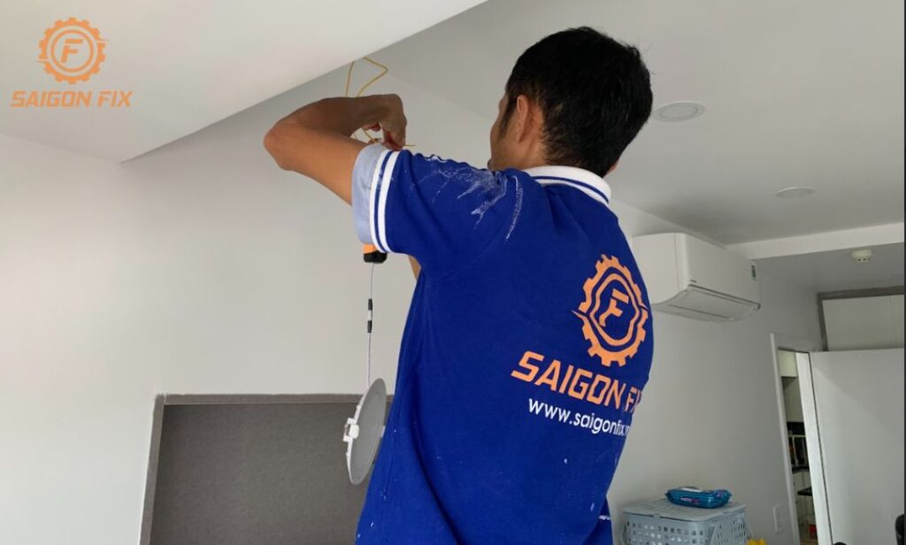 Lắp đèn led phòng ngủ