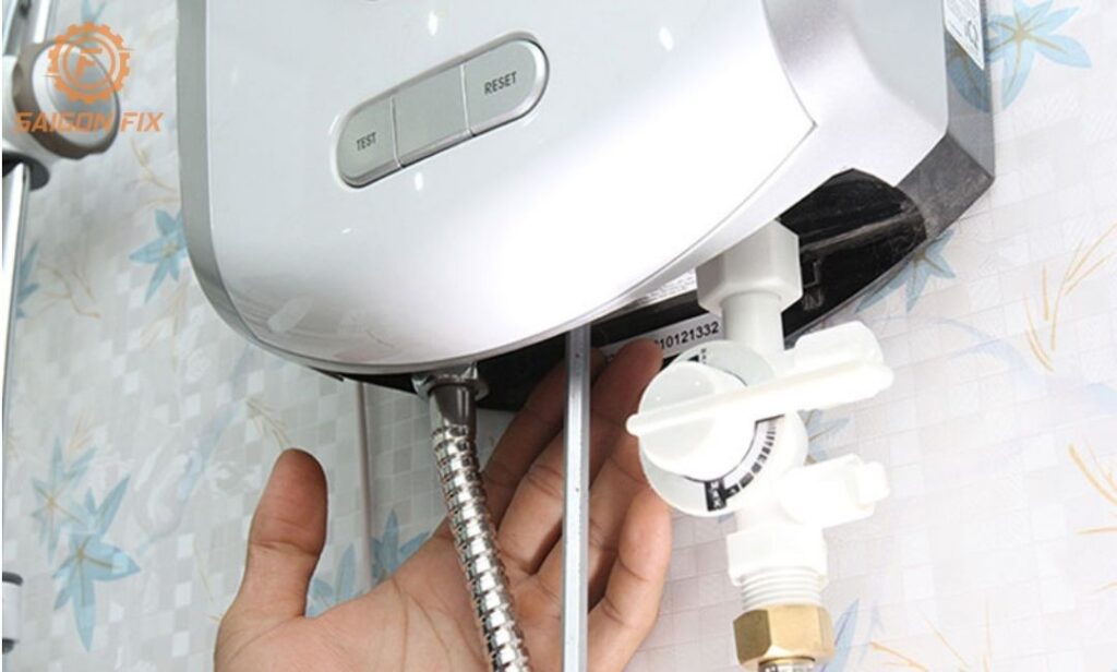 Máy nước nóng trực tiếp có an toàn không